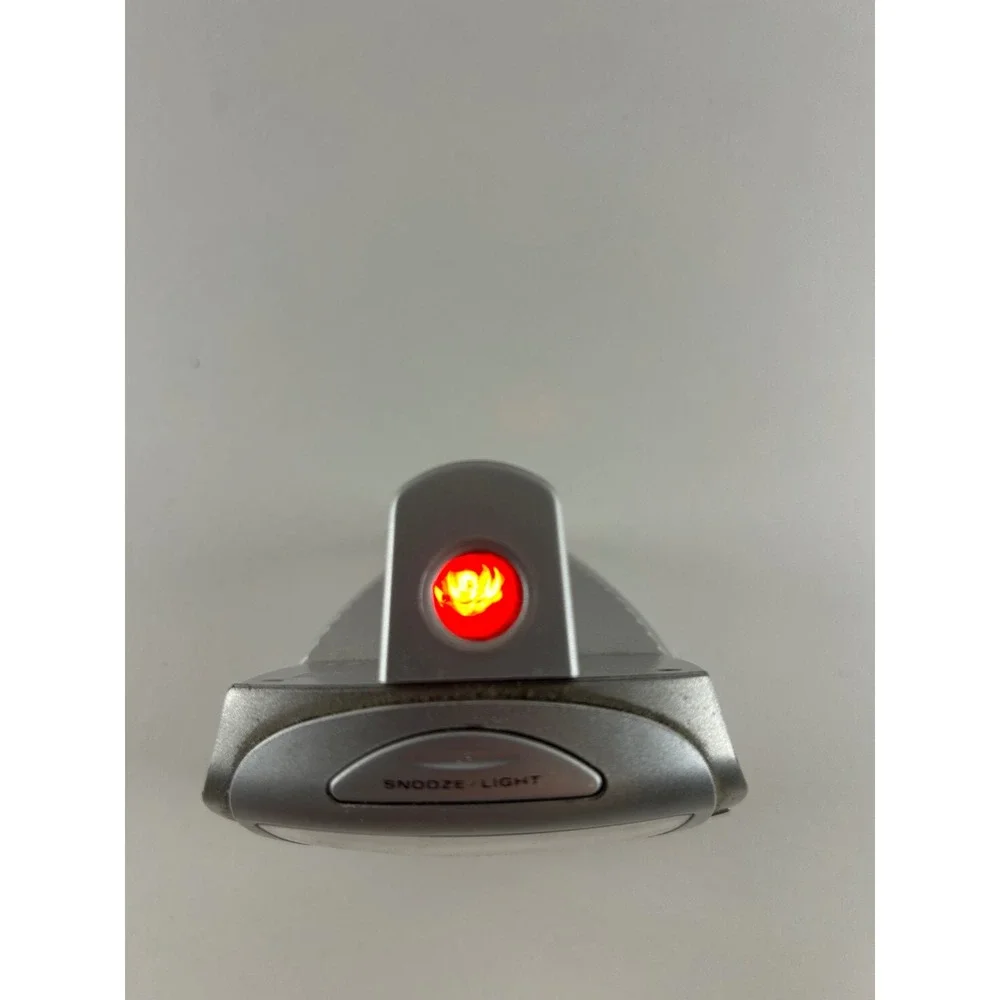 Sharp Projection Alarm Clock  Red Time projection Silver Digital SPC378 Battery
